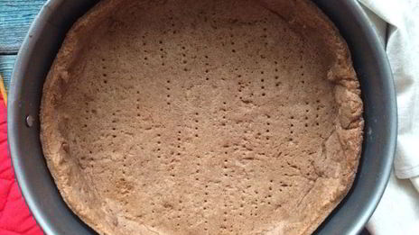 шоколадный тарт с малиной