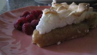 Тарт Грушевая массала под меренгой