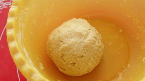 тарт с белым шоколадом и брусникой