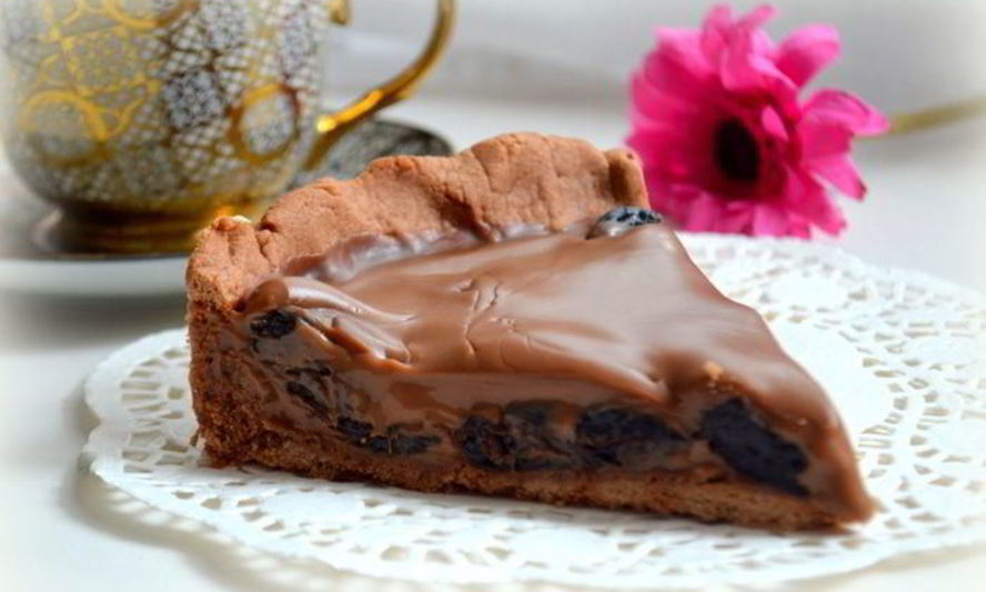 Рецепт тарт с черносливом и нежнейшим шоколадным ганашем