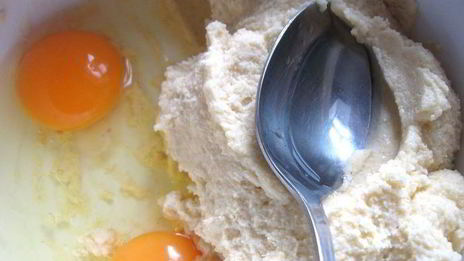 тарт с франжипаном и карамелизованной грушей