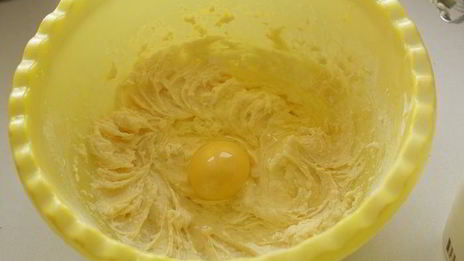 тарт с миндалем и яблоками