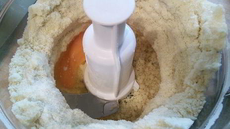 тарт с ревенем и сливочным кремом