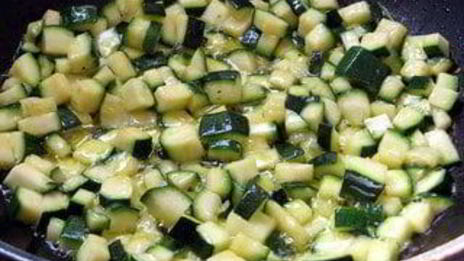 тарт с цукини и молодым пореем