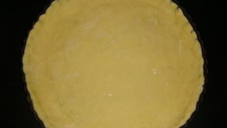 тарт с заварным кремом и малиновым желе