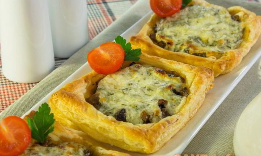 Рецепт тарты с грибами под сметанно-сырным соусом