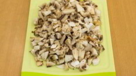 тарты с грибами под сметанно-сырным соусом