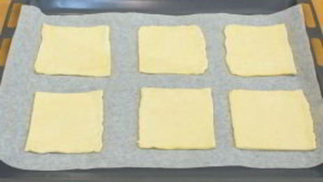 тарты с грибами под сметанно-сырным соусом