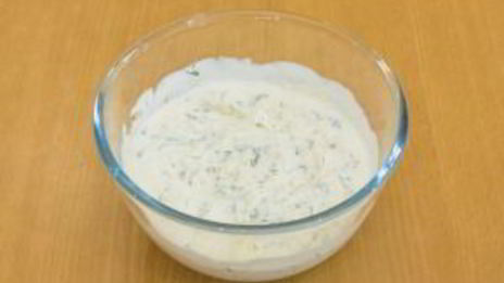 тарты с грибами под сметанно-сырным соусом