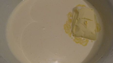 трюфельный тарт с малиной