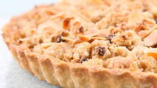 Яблочный тарт с миндалем