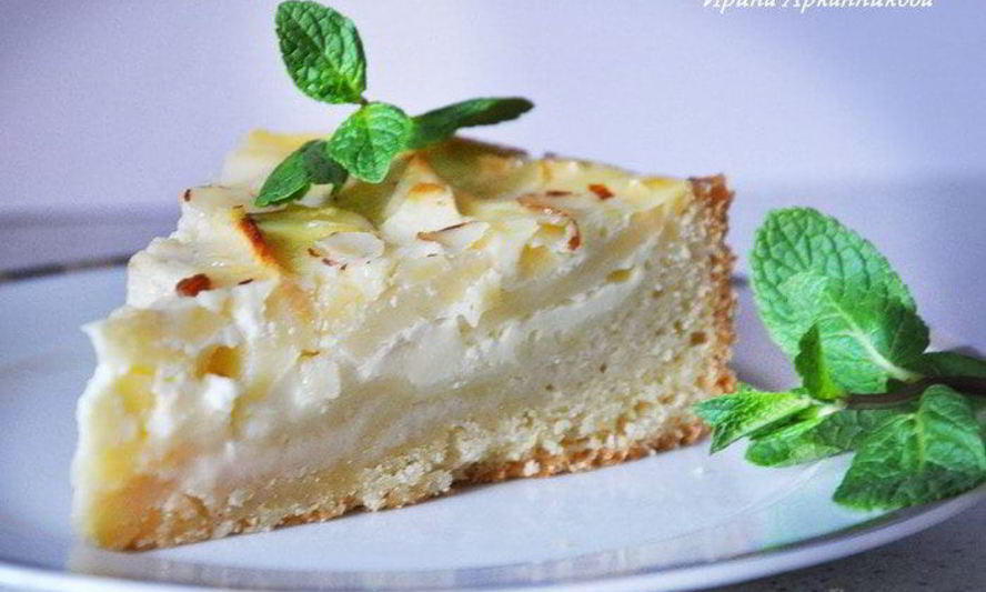 Рецепт яблочный тарт с миндальными лепестками