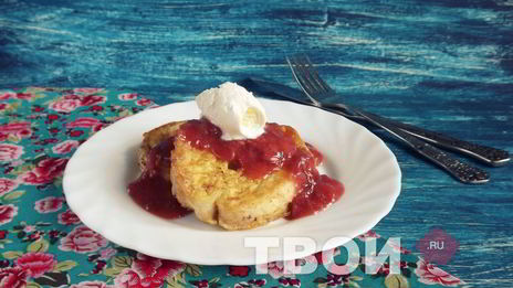 французские тосты с клубнино-имбирным соусом