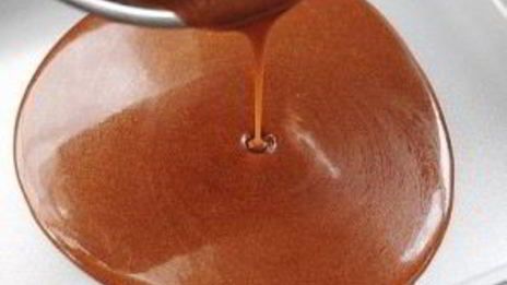 французские тосты с яблоками и виски