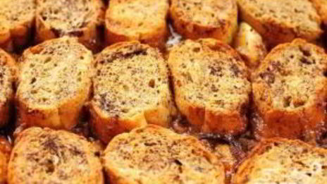 французские тосты с яблоками и виски