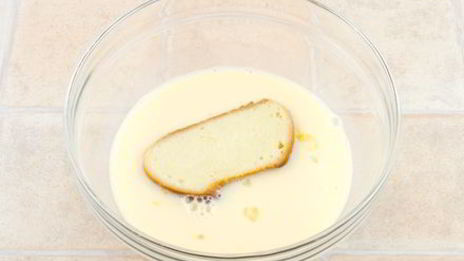 французские тосты с ягодами и медом