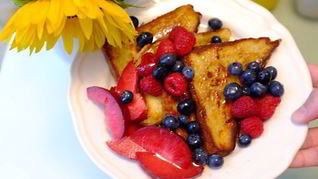 Французские тосты с ягодами