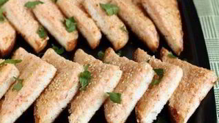 Хрустящие креветочные тосты с кунжутом