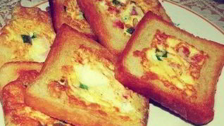 Хрустящие тосты с ветчиной к завтраку