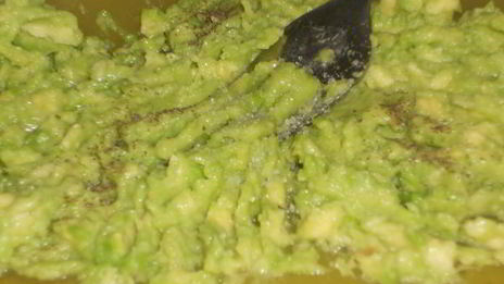 ржаные тосты с авокадо