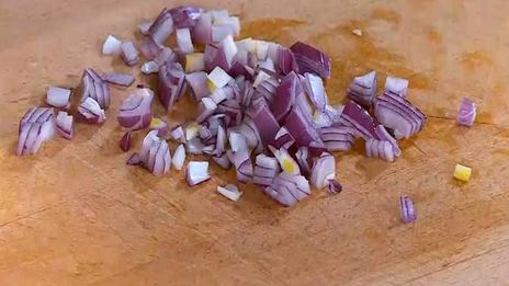 тосты с индейкой и овощами