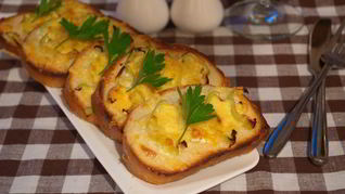 Запеченные тосты с паприкой