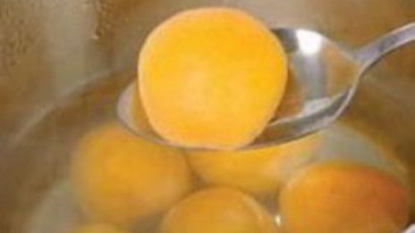 глазунья из абрикосов