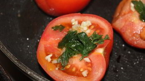 яичница-глазунья на баклажанах