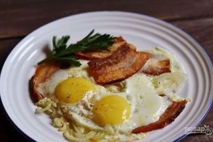 Яичница с беконом