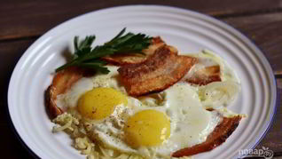 Яичница с беконом