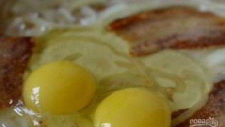 яичница с беконом