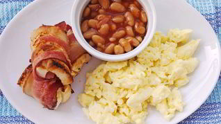 Яичница с фасолью