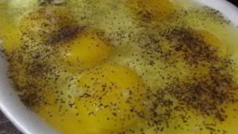 яичница с грибами и сыром