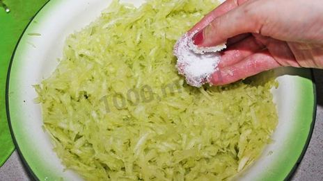 яичница с кабачками