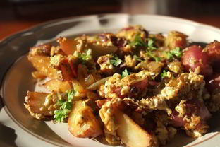 Яичница с картошкой