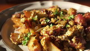 Яичница с картошкой