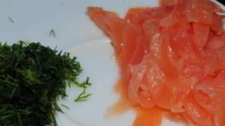 яичница с семгой