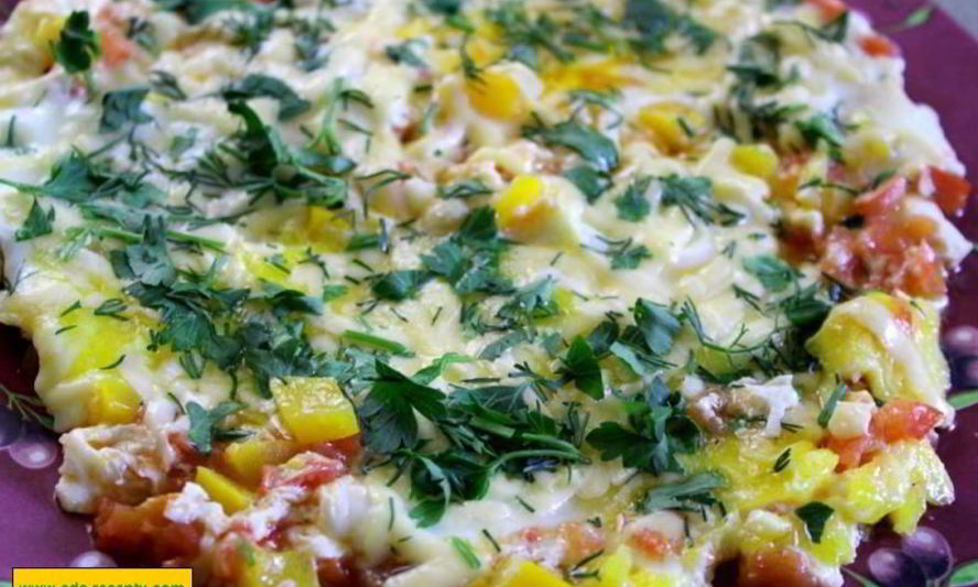 Рецепт яичница с сыром и овощами