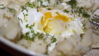 Яичница с цветной капустой и пармезаном