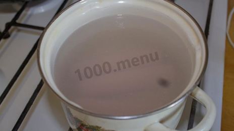 яичница сердечком с сосиской