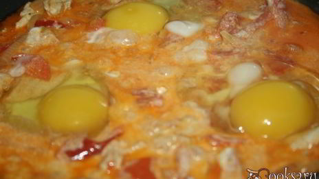 яичница со сметаной