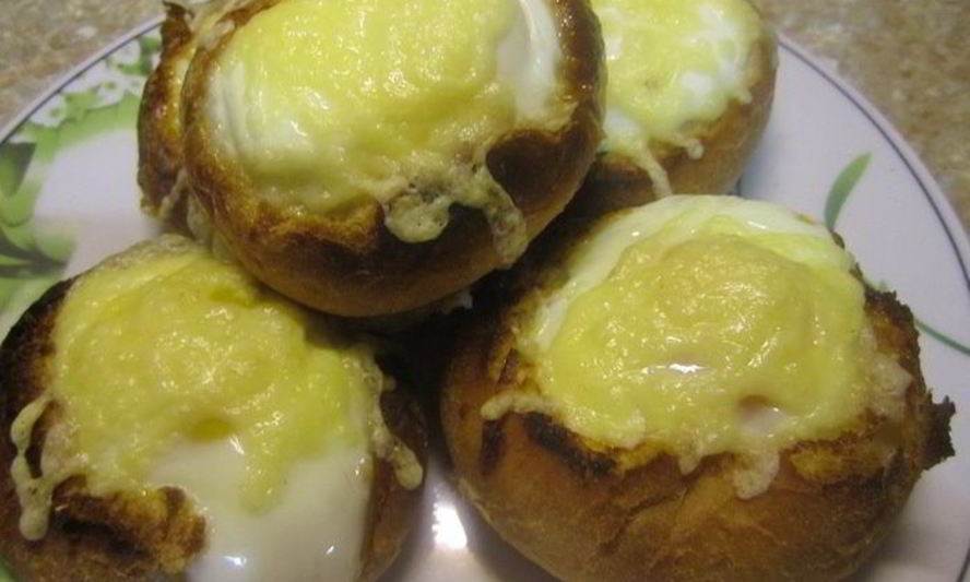 Рецепт яичница в булочке