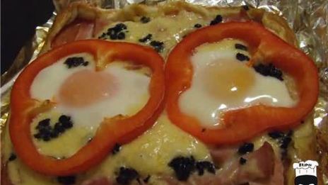 яичница в слоеном тесте