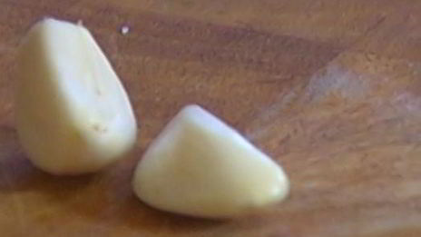 закуска с козьим сыром, виноградом и грецкими орехами