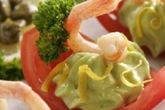 Закуска с креветками и помидорами