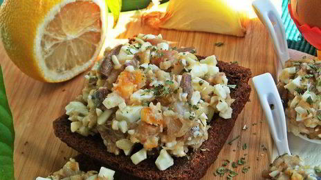 закуска скумбрия с яйцом