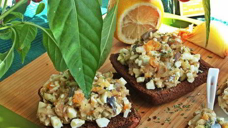 закуска скумбрия с яйцом