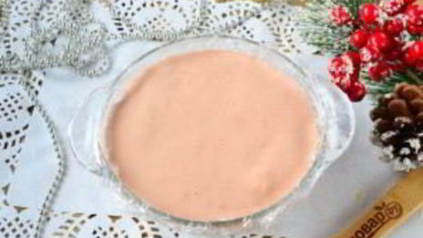 двухцветное заливное с ветчиной и маринованными огурцами