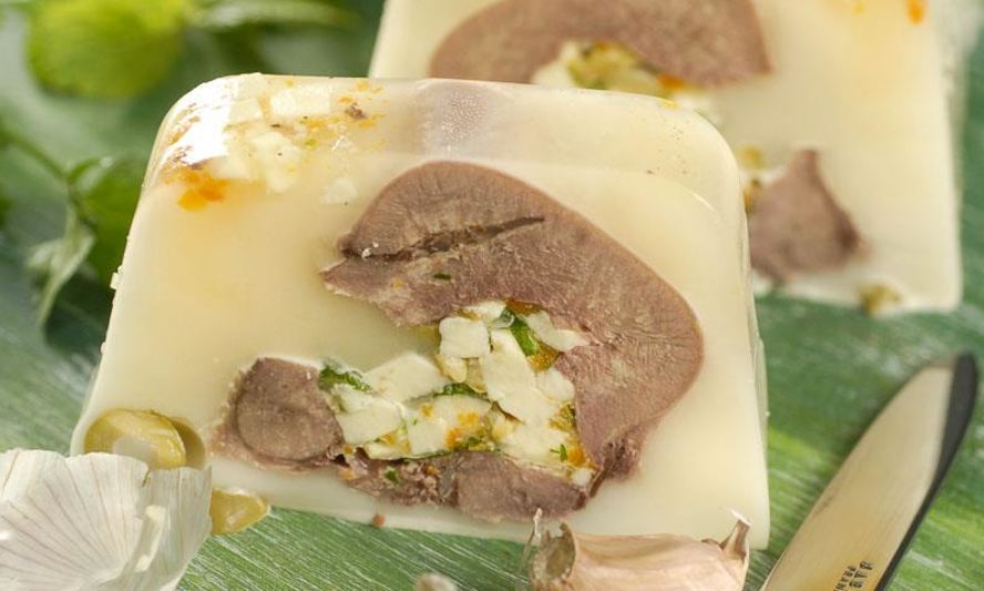 Рецепт заливное из фаршированного языка