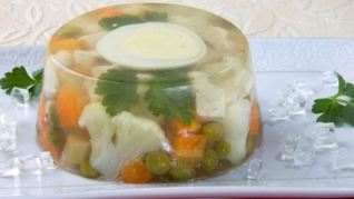 Заливное с куриным филе